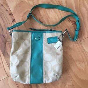 Look alike Coach crossbody small purse tan